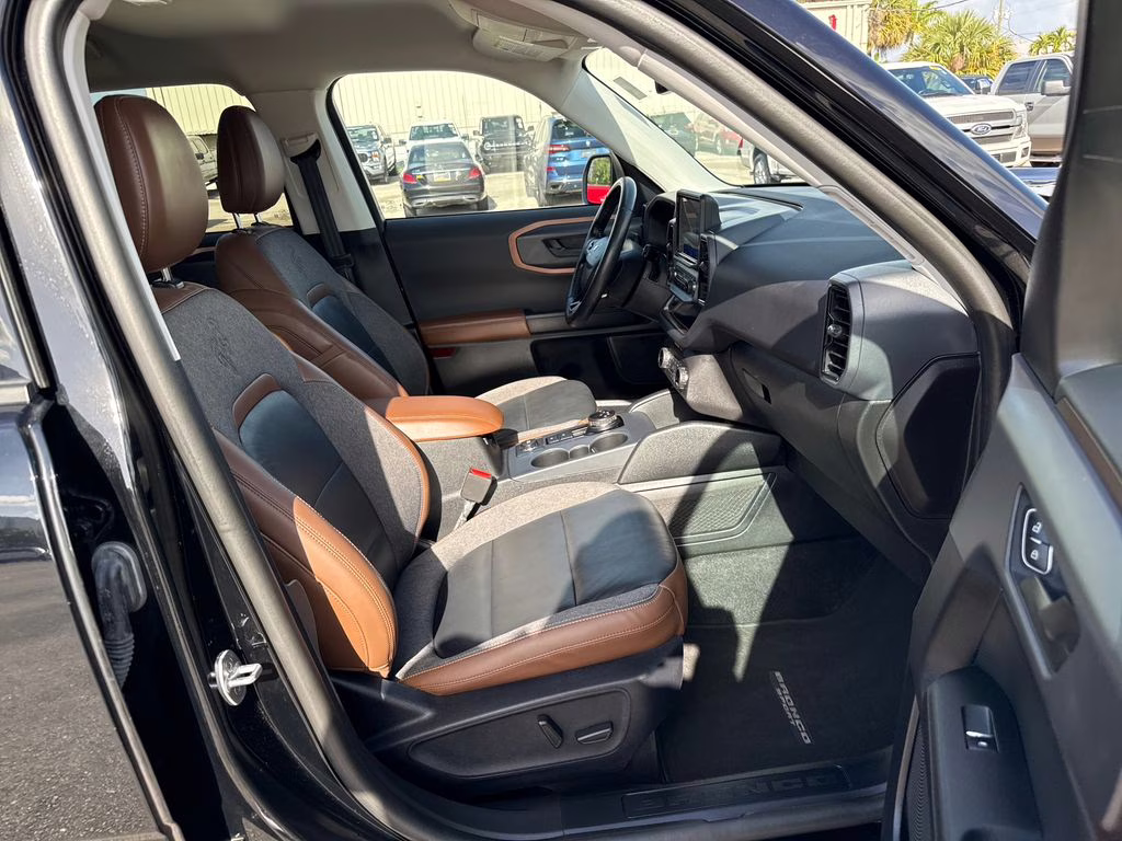 2022 Shadow Black Ford Bronco Sport Outer Banks 4X4 SUV