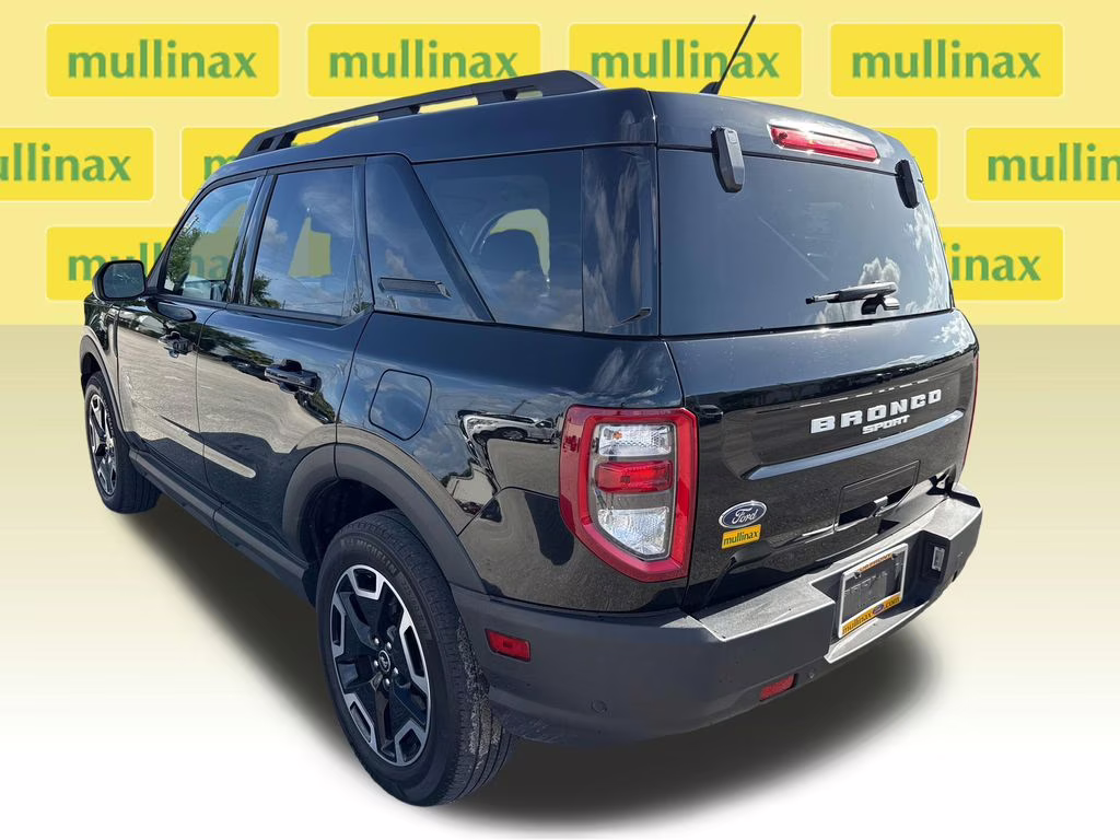 2022 Shadow Black Ford Bronco Sport Outer Banks 4X4 SUV