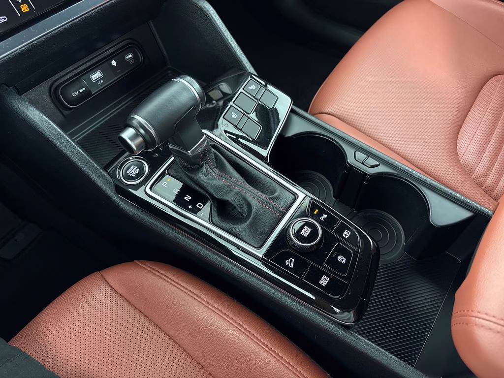 2023 Wolf Gray Kia Sportage SX FWD SUV