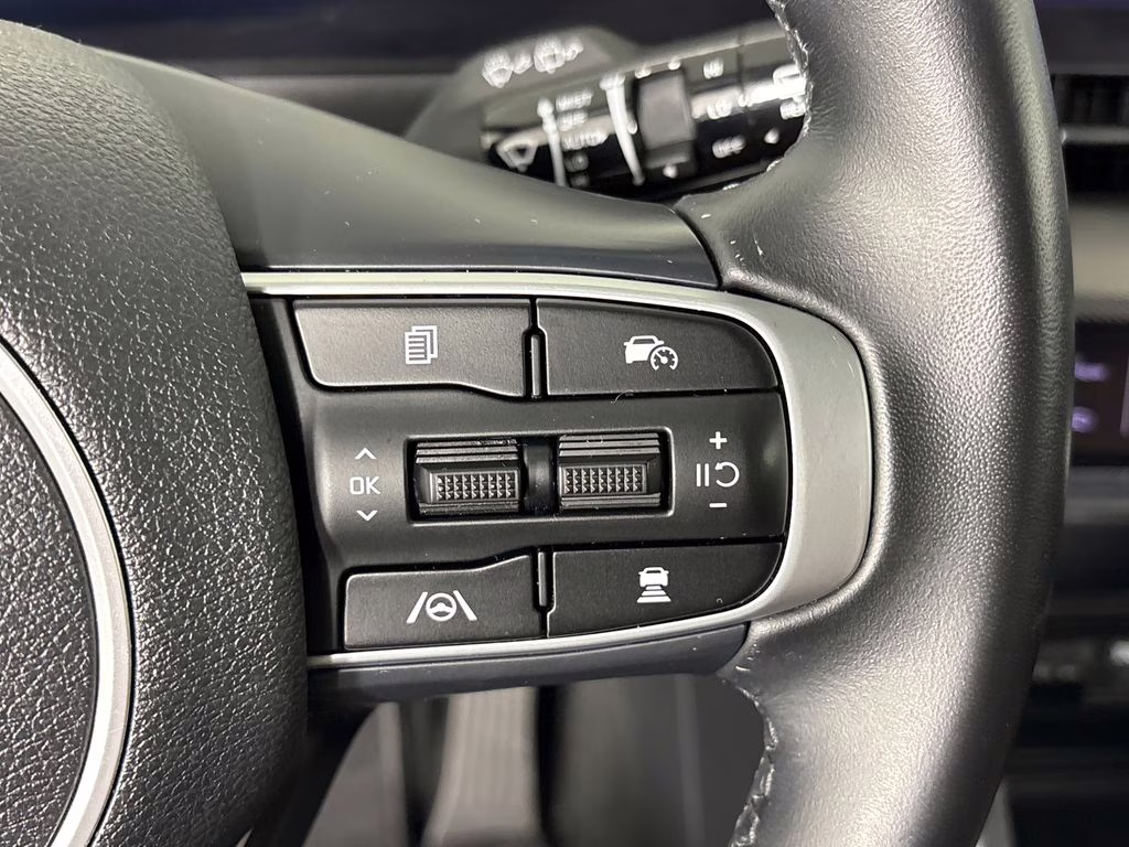 2023 Wolf Gray Kia Sportage SX FWD SUV