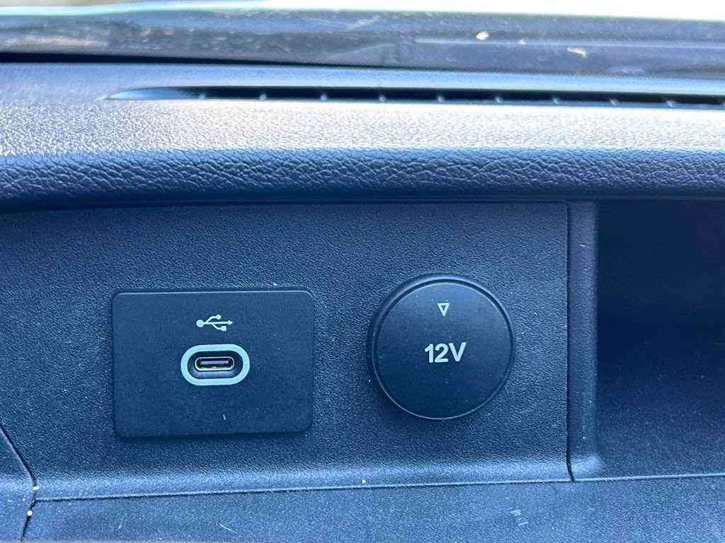 2023 Oxford White Ford Transit-350 XLT RWD Crossover