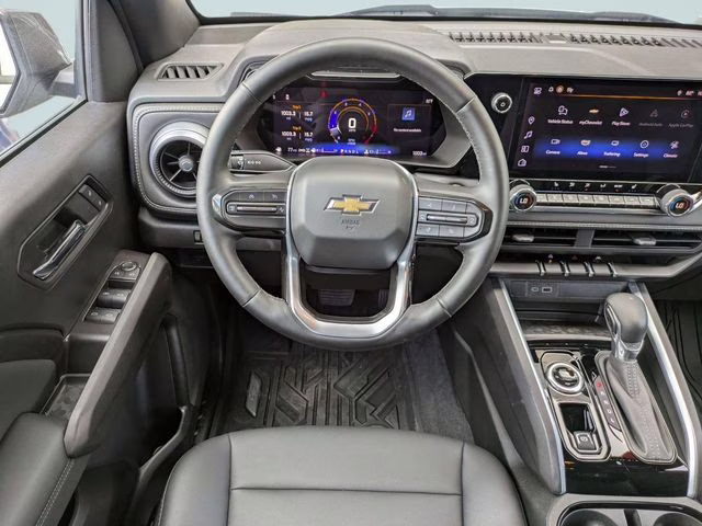 2025 Sterling Gray Metallic Chevrolet Colorado LT 4X4 Truck