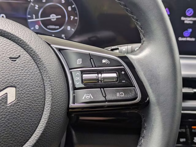 2024 Gravity Gray Kia Seltos S FWD SUV