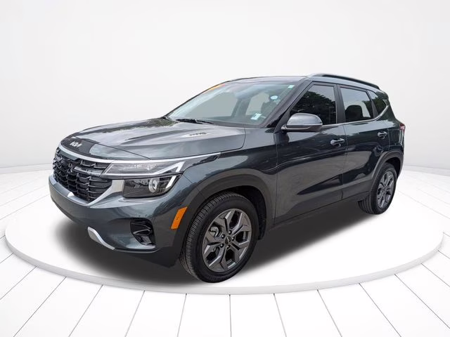 2024 Gravity Gray Kia Seltos S FWD SUV