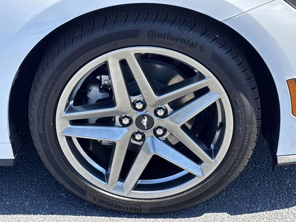 2025 Oxford White Ford Mustang EcoBoost Premium RWD Convertible