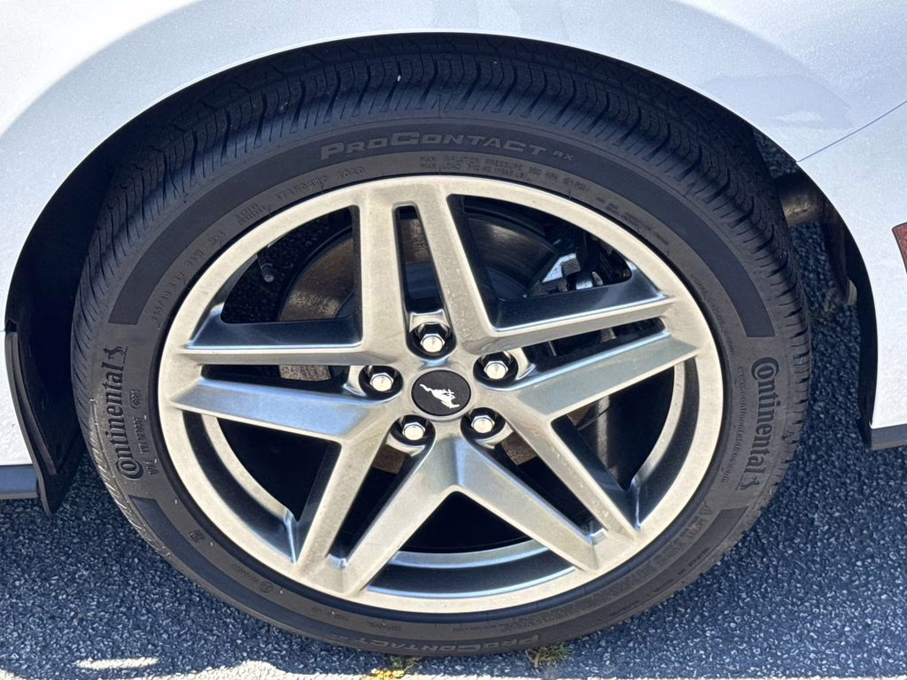 2025 Oxford White Ford Mustang EcoBoost Premium RWD Convertible