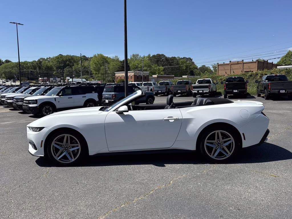 2025 Oxford White Ford Mustang EcoBoost Premium RWD Convertible