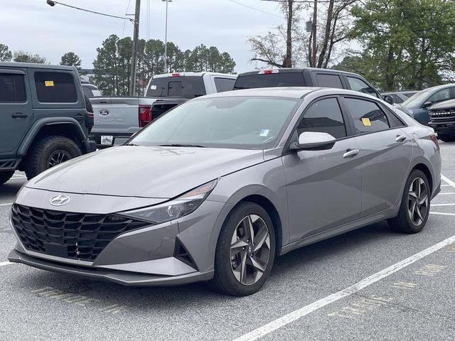 2023 Fluid Metal Hyundai Elantra SEL FWD Sedan