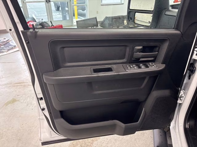 2026 Bright White Clearcoat Ram 2500 Tradesman 4X4 Truck