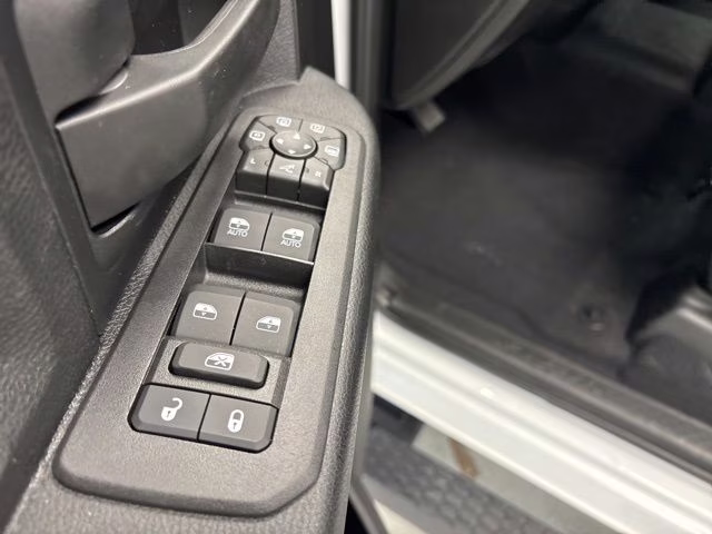 2026 Bright White Clearcoat Ram 2500 Tradesman 4X4 Truck