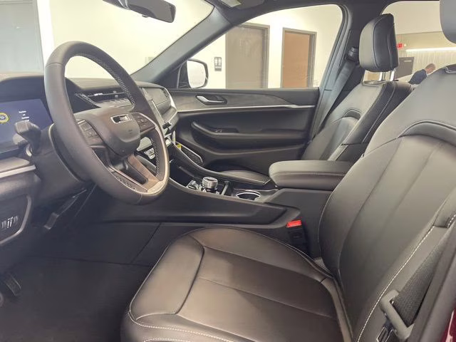 2026 Velvet Red Pearlcoat Jeep Grand Cherokee L Limited 4X4 SUV