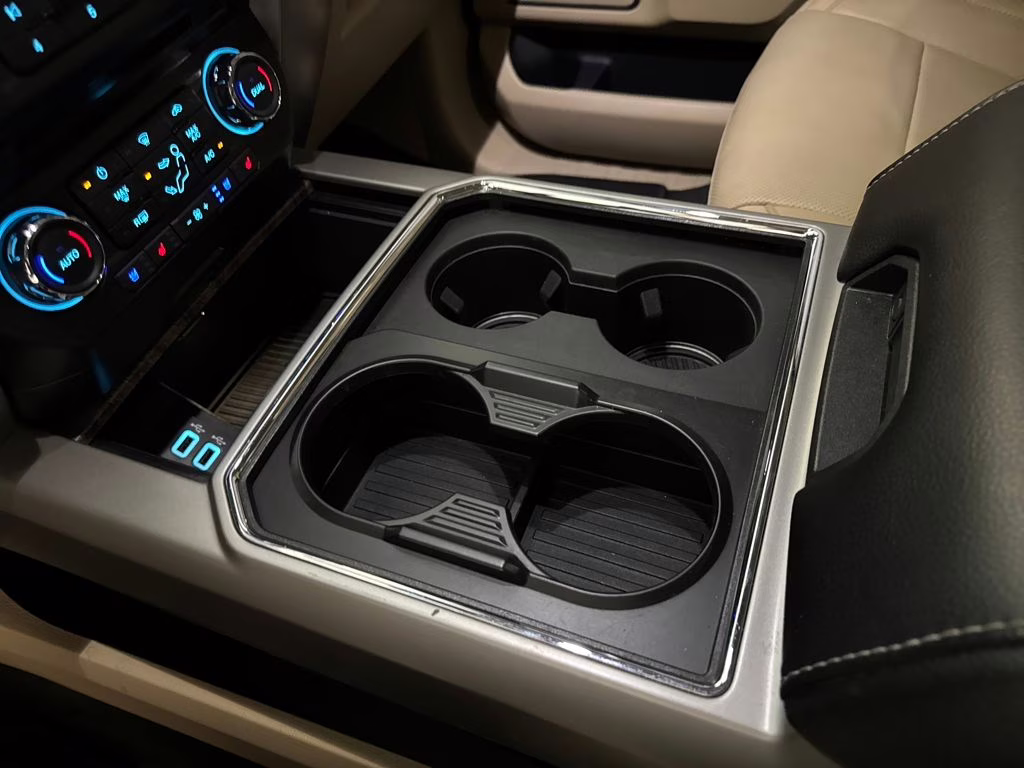 2018 White Gold Metallic Ford Super Duty F-250 SRW Lariat 4X4 Truck