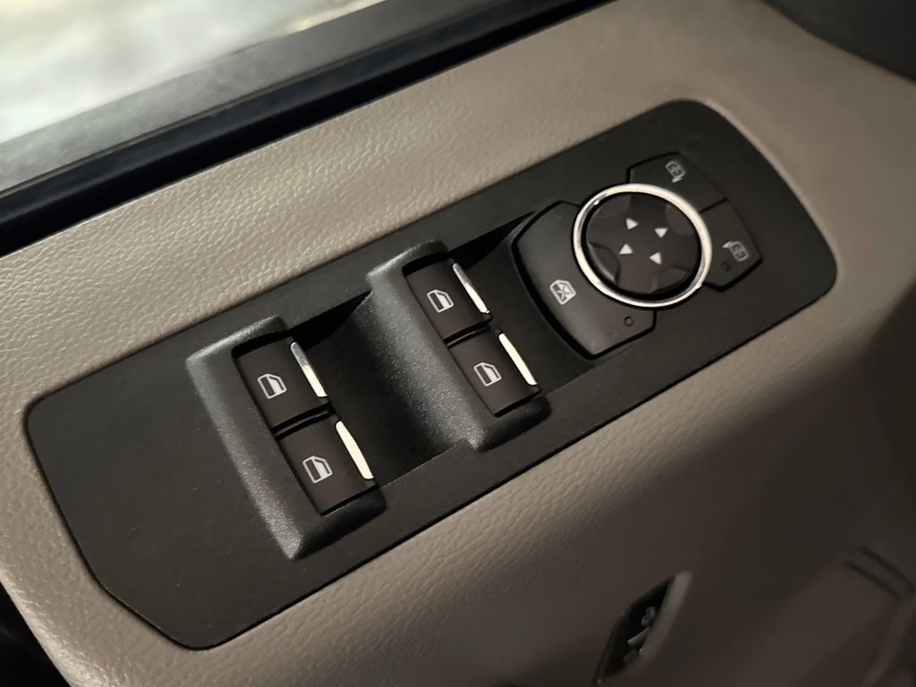 2020 Magnetic Metallic Ford F-150 XL 4X4 Truck