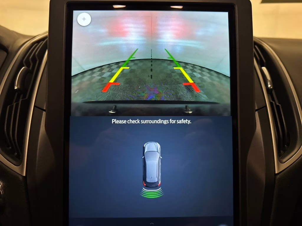 2024 Gray Metallic Ford Edge SEL AWD SUV