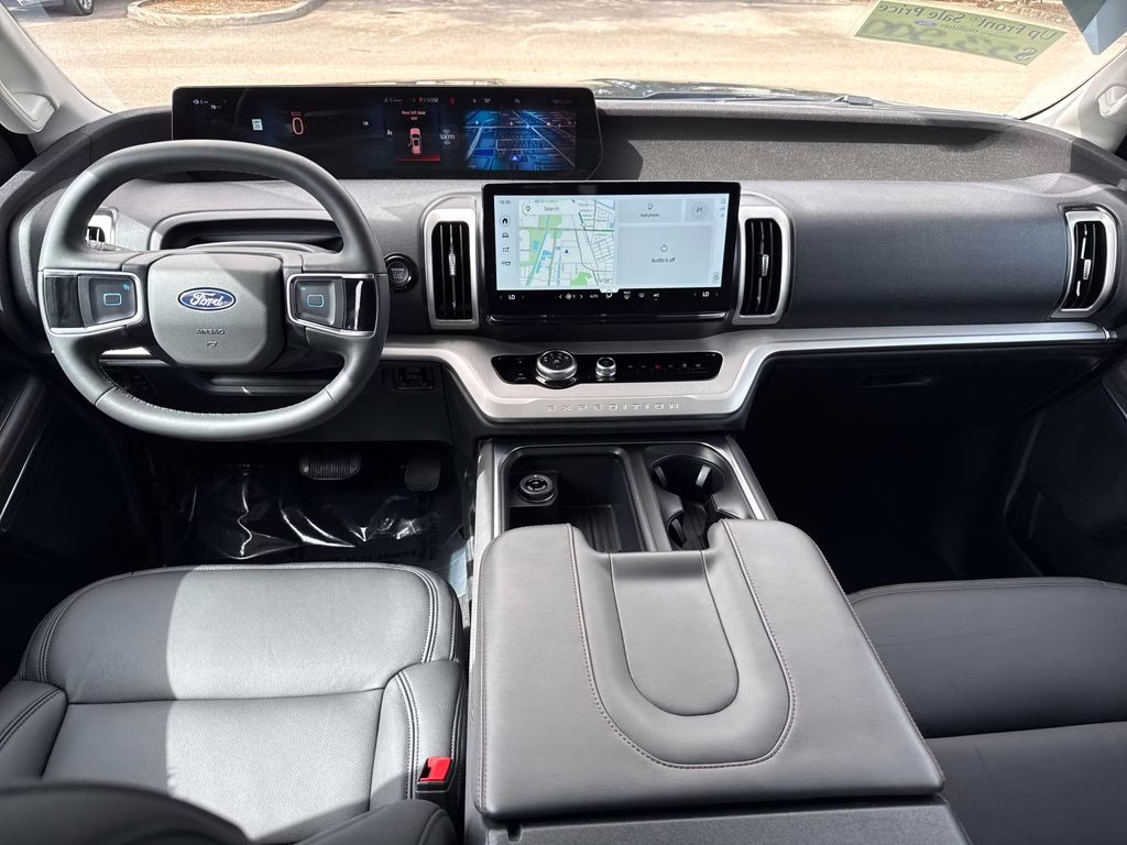 2025 Agate Black Metallic Ford Expedition Active RWD SUV