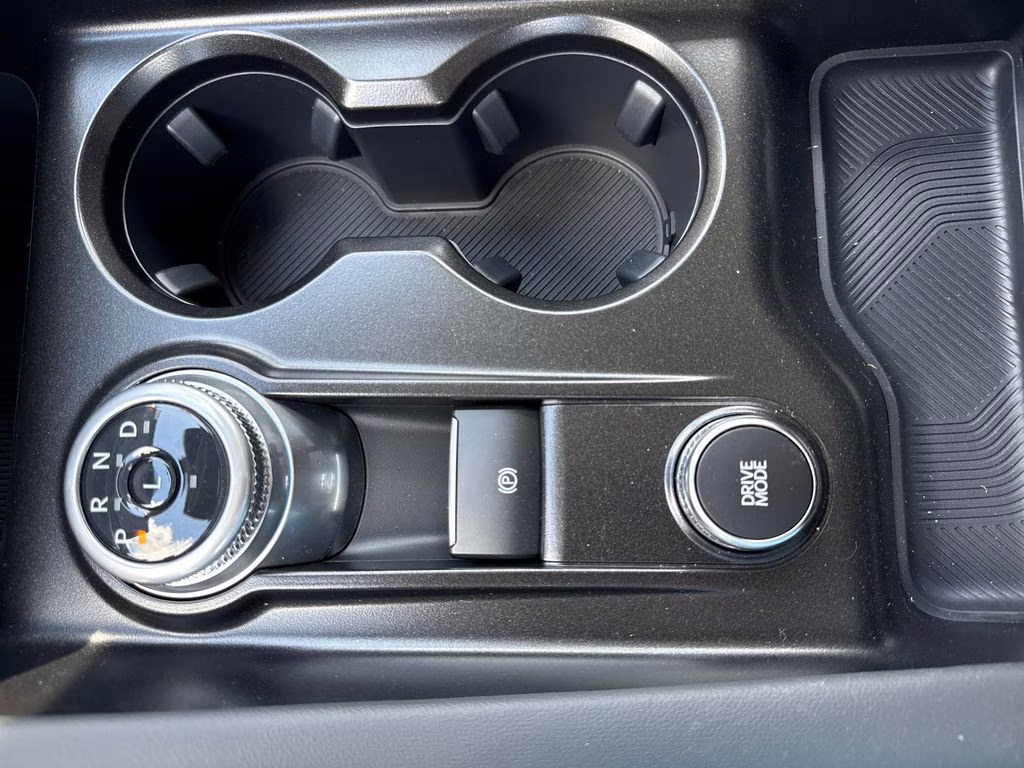 2026 Star White Metallic Tri-Coat Ford Explorer Active RWD SUV