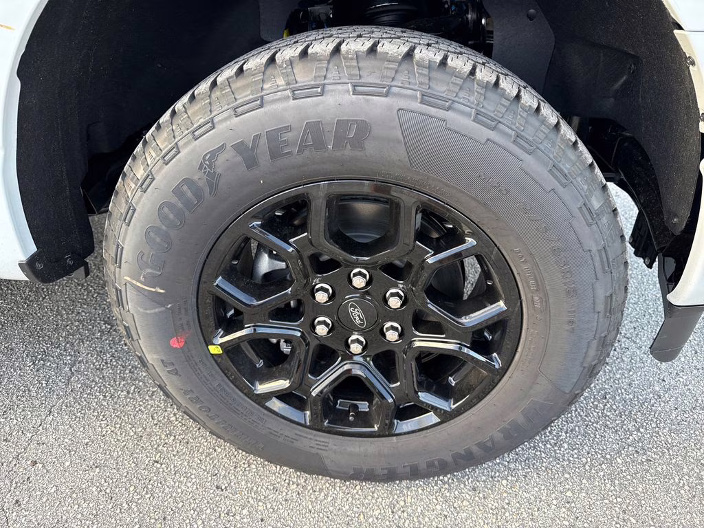 2026 Avalanche Ford F-150 XLT 4X4 Truck