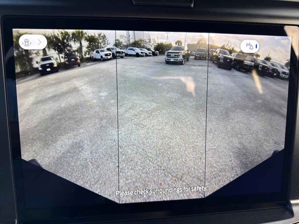 2026 Oxford White Ford F-150 XLT 4X4 Truck