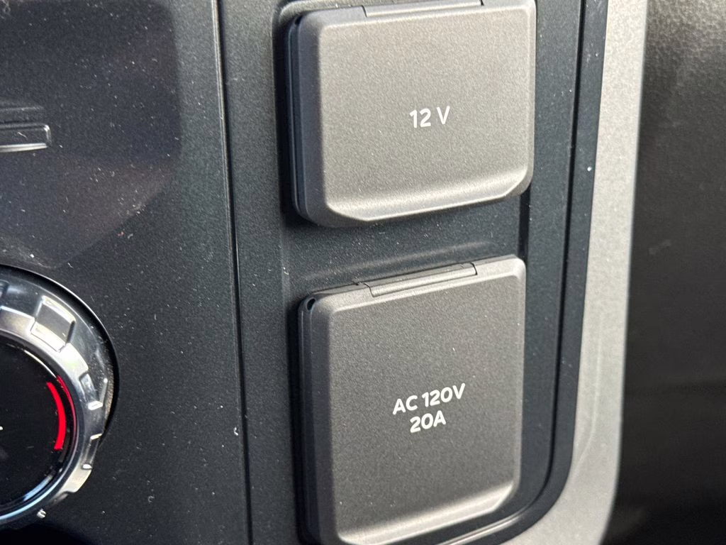 2026 Oxford White Ford F-150 XLT 4X4 Truck