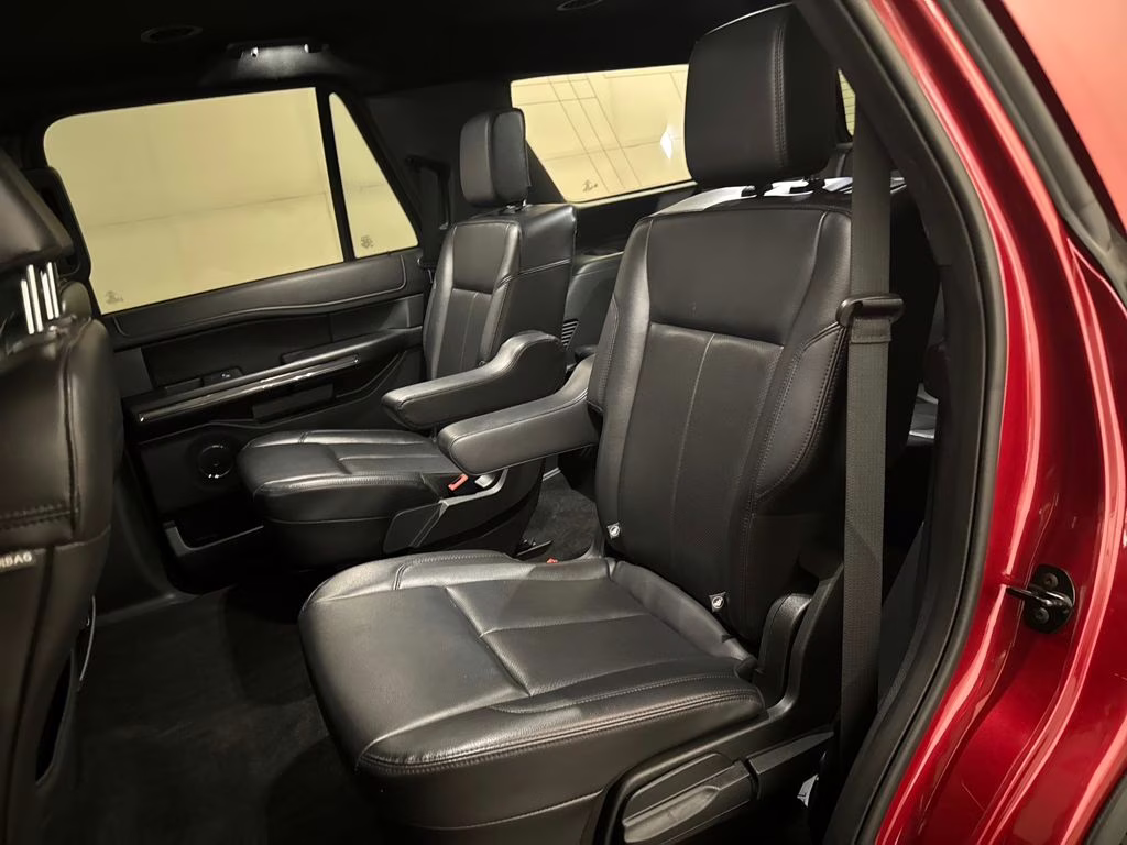 2021 Red Metallic Ford Expedition XLT RWD SUV