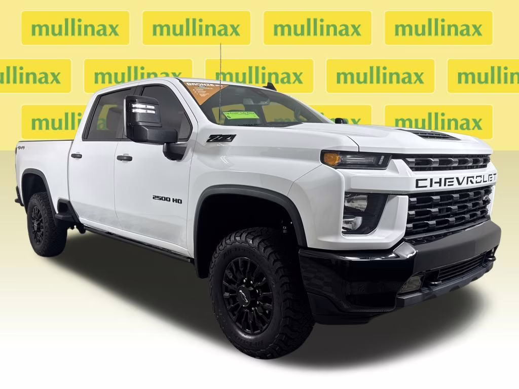 2022 Summit White Chevrolet Silverado 2500HD Custom 4X4 Truck