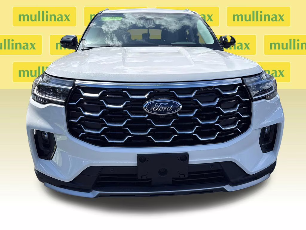 2026 Star White Metallic Tri-Coat Ford Explorer Platinum 4X4 SUV