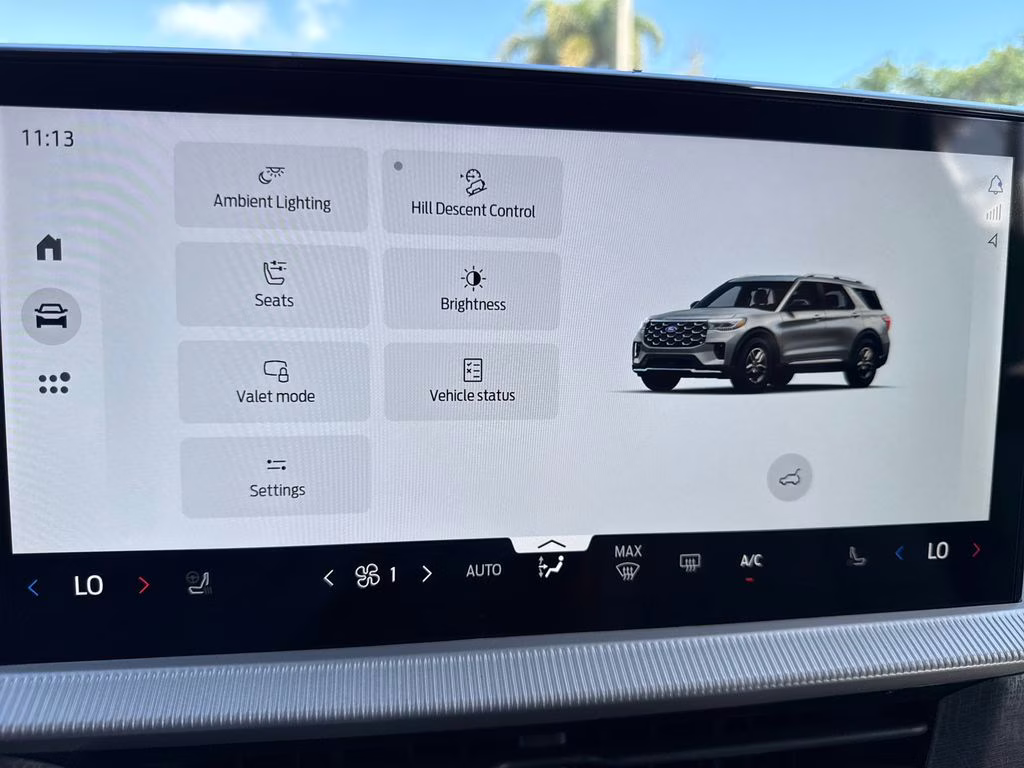 2026 Star White Metallic Tri-Coat Ford Explorer Platinum 4X4 SUV