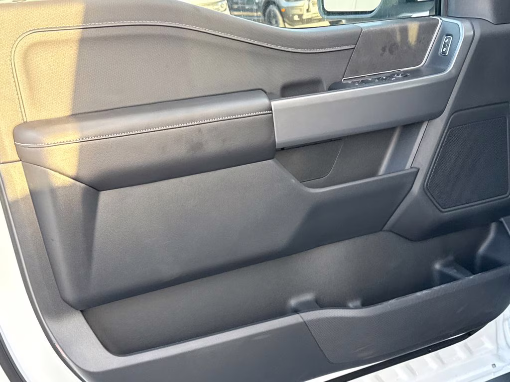 2026 Oxford White Ford F-150 XLT 4X4 Truck