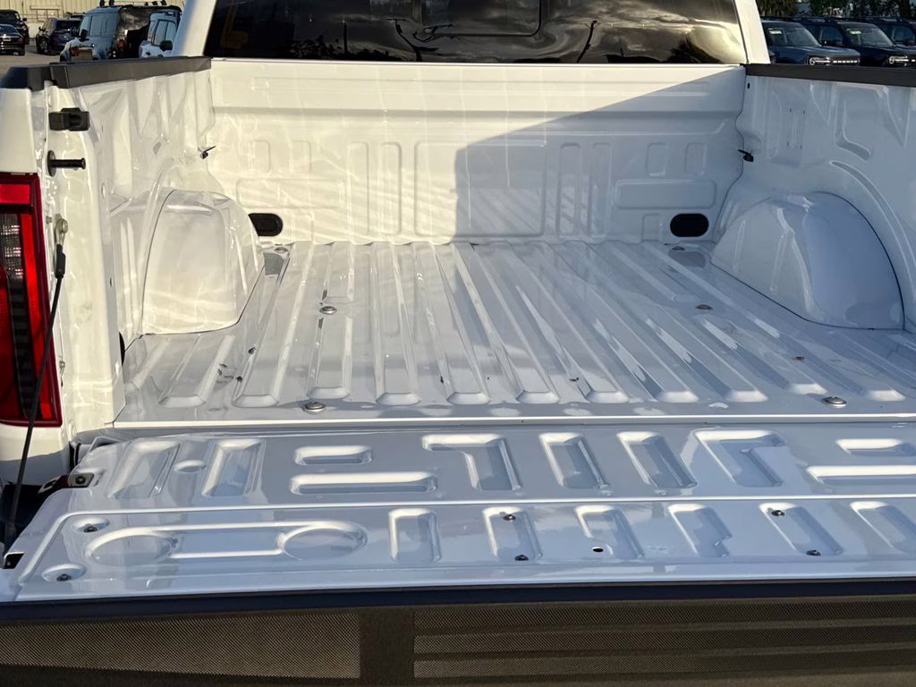 2026 Oxford White Ford F-150 XLT 4X4 Truck