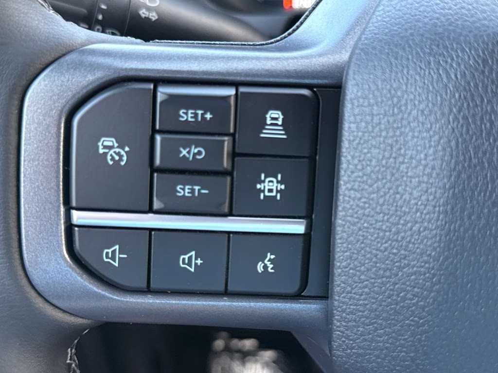 2026 Oxford White Ford F-150 XLT 4X4 Truck