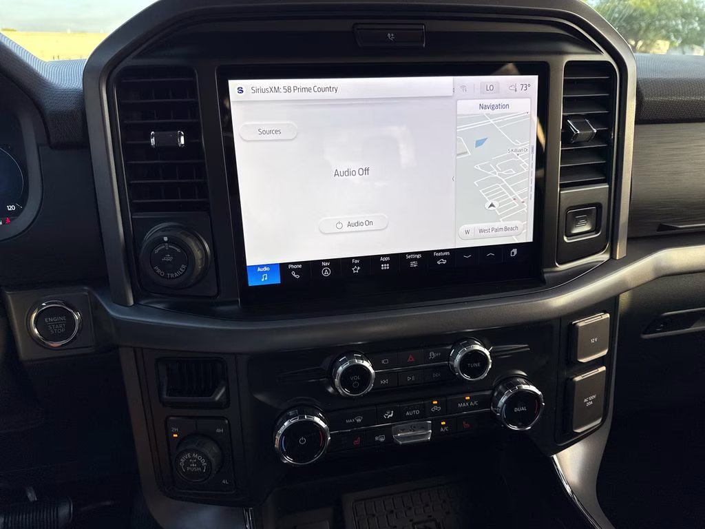 2026 Oxford White Ford F-150 XLT 4X4 Truck