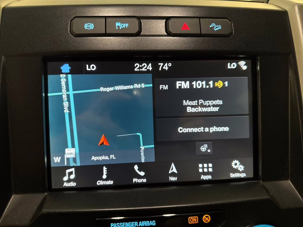 2018 White Gold Metallic Ford Super Duty F-250 SRW Lariat 4X4 Truck