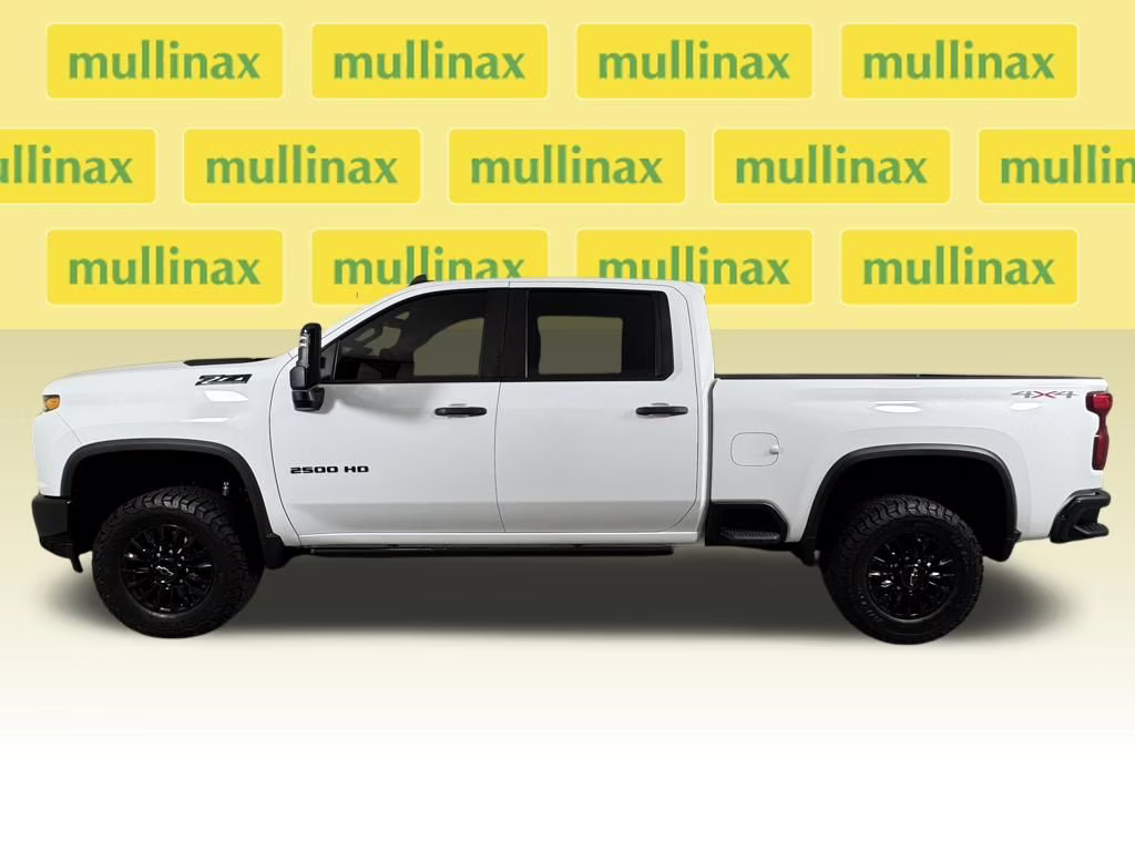 2022 Summit White Chevrolet Silverado 2500HD Custom 4X4 Truck