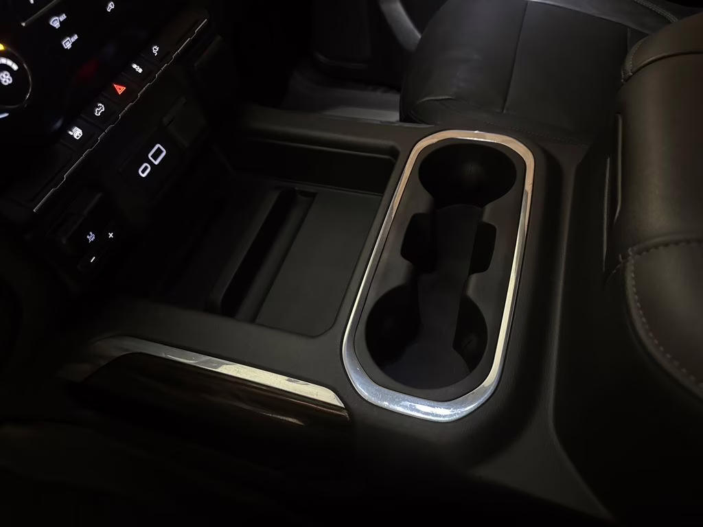 2022 Summit White Chevrolet Silverado 2500HD Custom 4X4 Truck