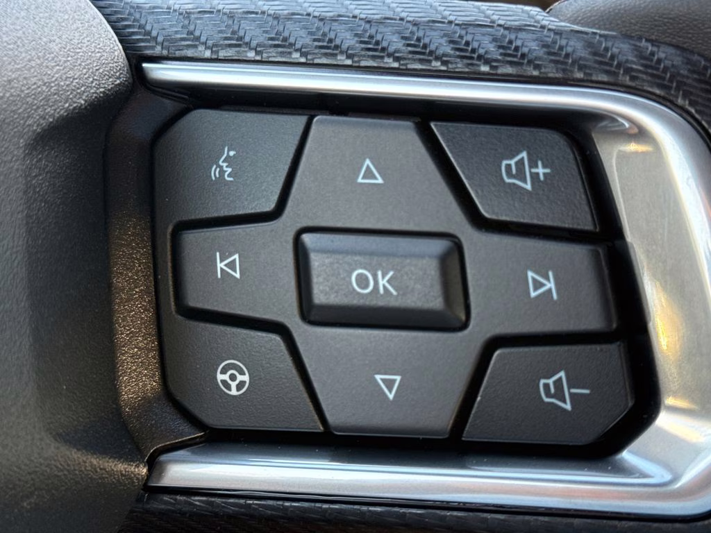 2026 Oxford White Ford Mustang EcoBoost RWD Coupe