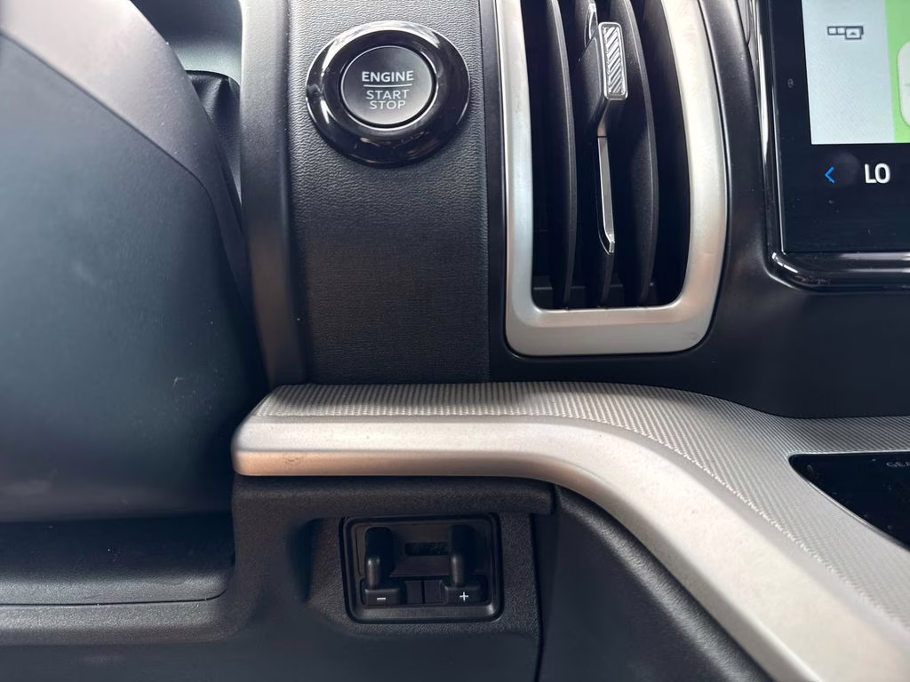 2025 Agate Black Metallic Ford Expedition Active RWD SUV