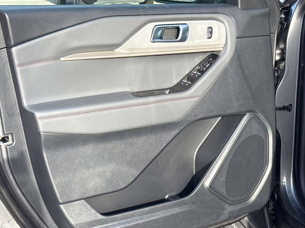 2026 Carbonized Gray Metallic Ford Explorer Active RWD SUV