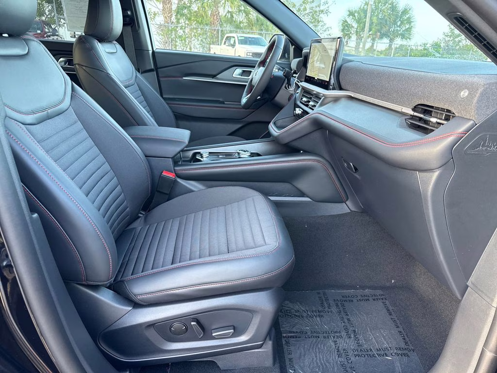 2026 Agate Black Metallic Ford Explorer ST-Line RWD SUV