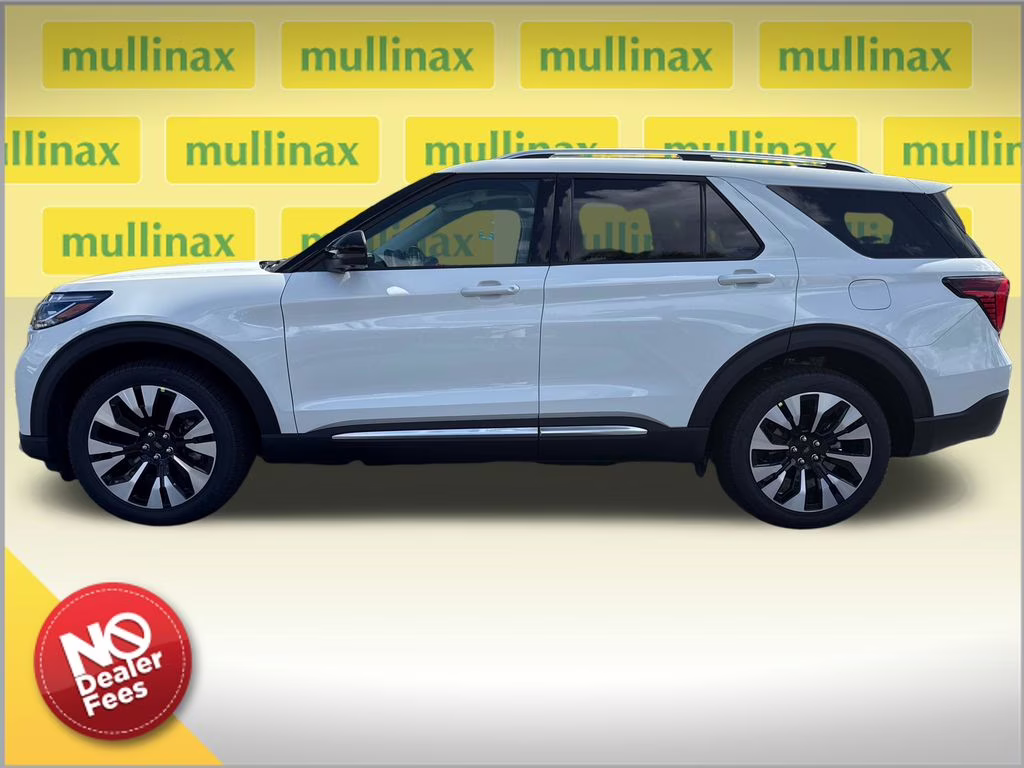2026 Star White Metallic Tri-Coat Ford Explorer Platinum 4X4 SUV