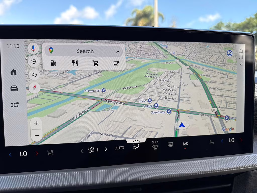 2026 Star White Metallic Tri-Coat Ford Explorer Platinum 4X4 SUV