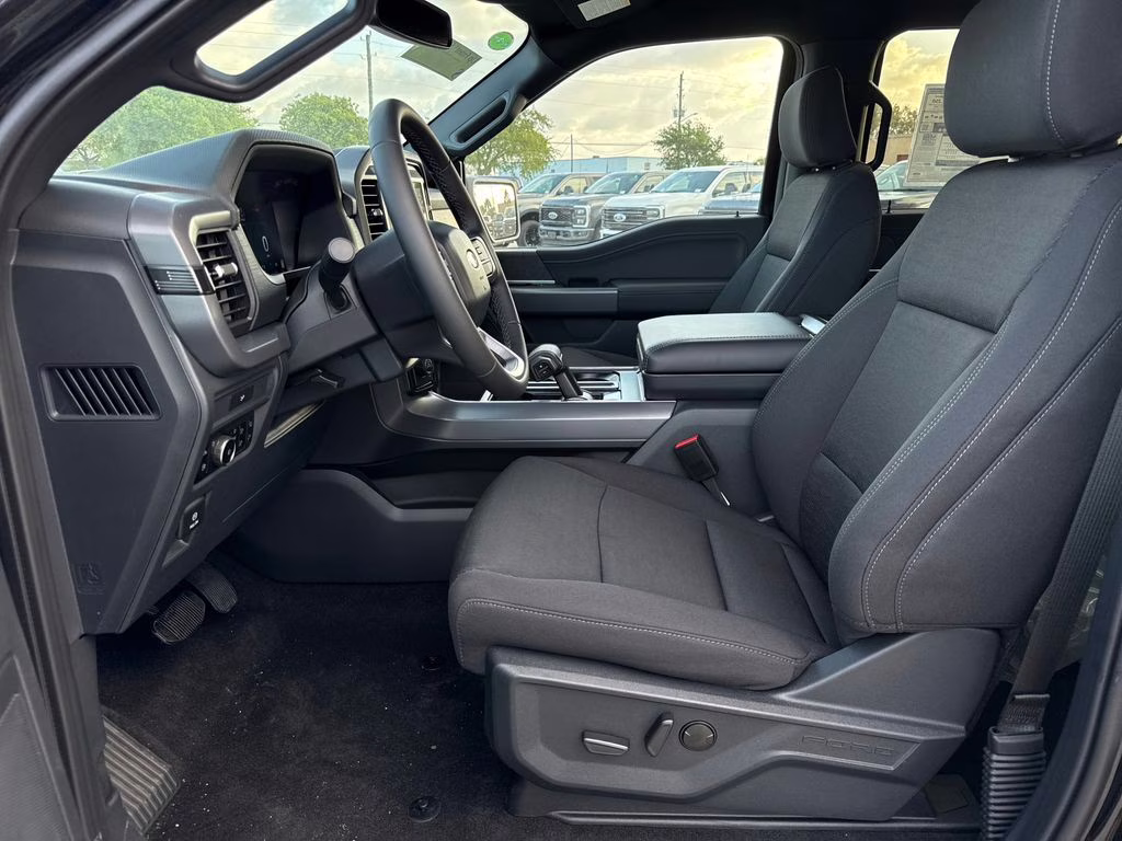 2026 Agate Black Metallic Ford F-150 XLT 4X4 Truck