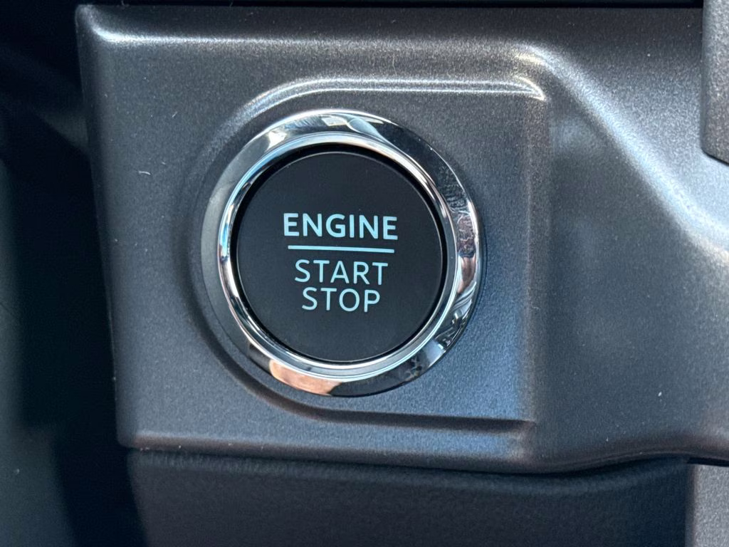 2026 Avalanche Ford F-150 XLT 4X4 Truck