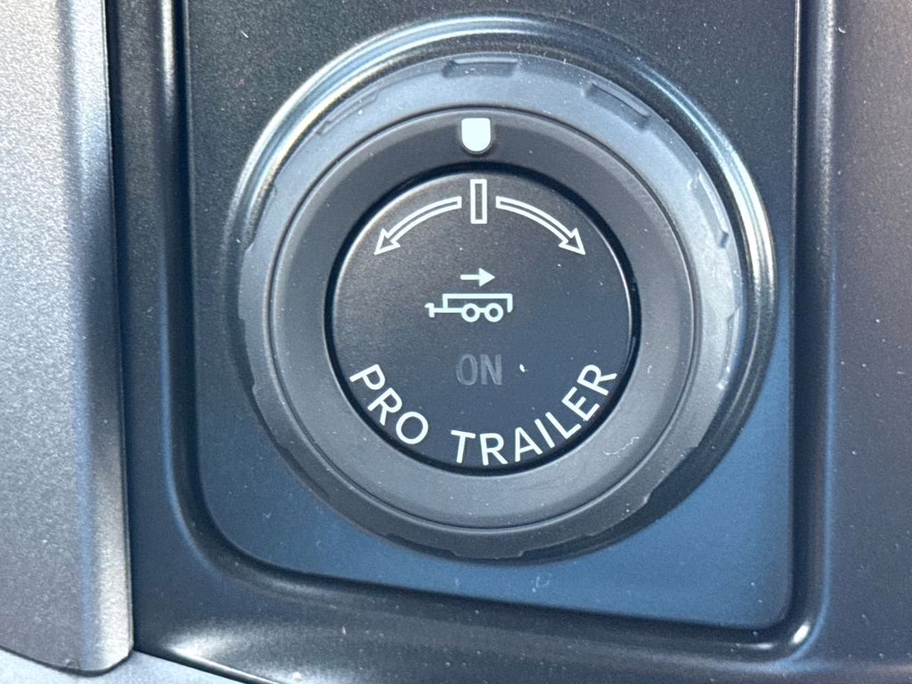 2026 Avalanche Ford F-150 XLT 4X4 Truck