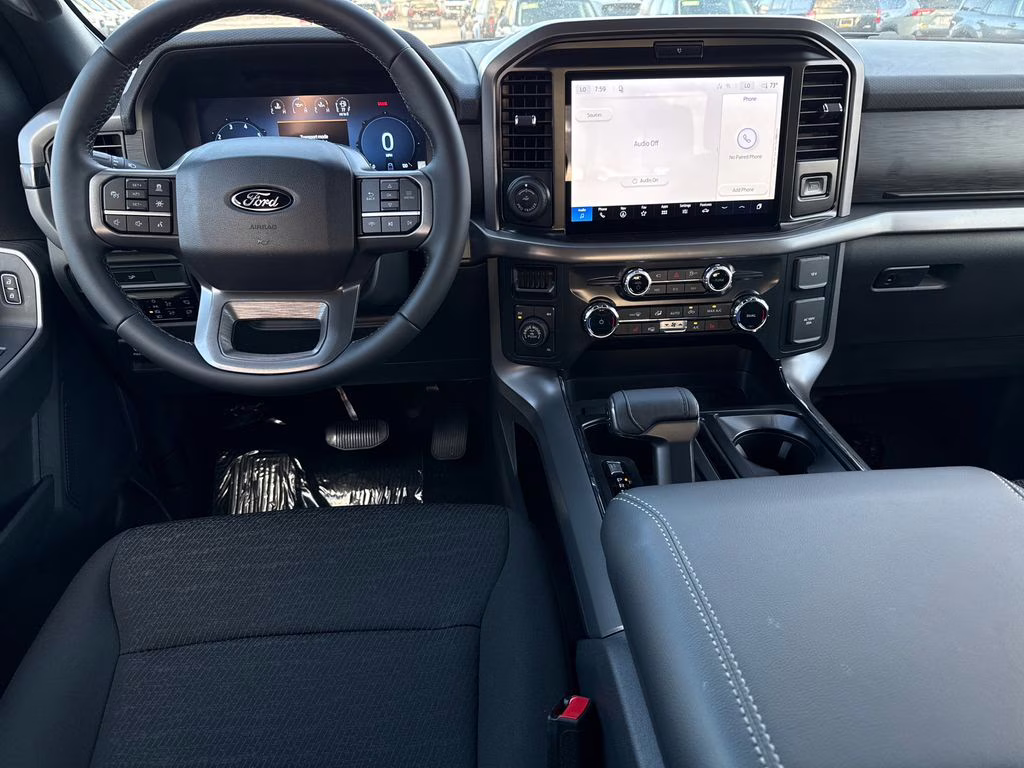 2026 Avalanche Ford F-150 XLT 4X4 Truck