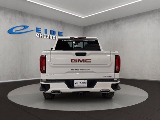 2024 Summit White GMC Sierra 1500 AT4 4X4 Truck