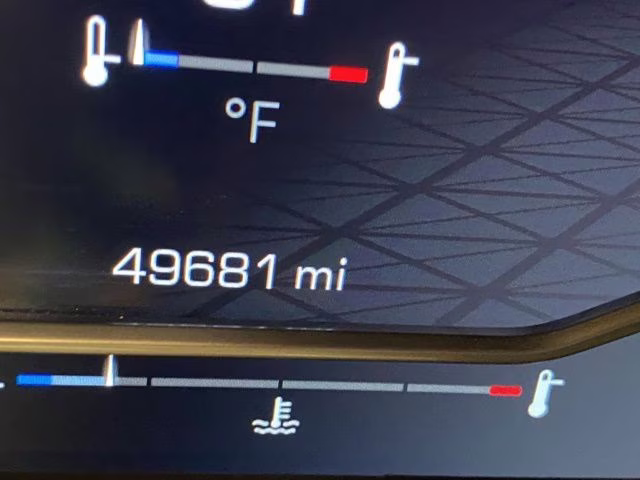 2024 Summit White GMC Sierra 1500 AT4 4X4 Truck