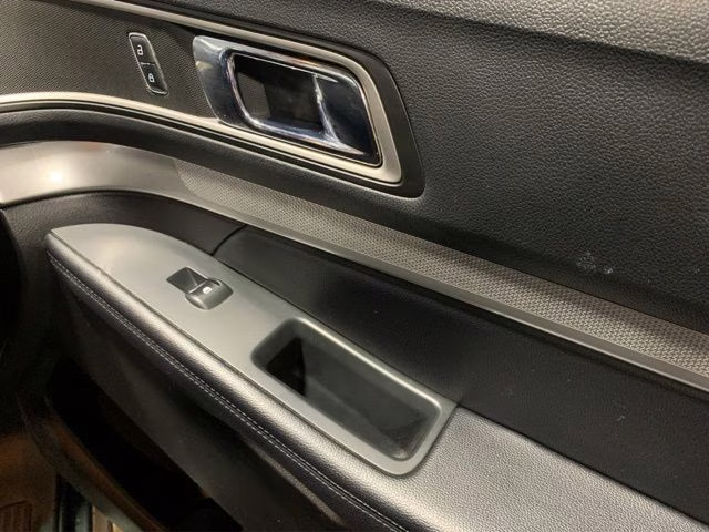 2017 Magnetic Metallic Ford Explorer XLT 4X4 SUV