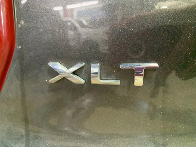 2017 Magnetic Metallic Ford Explorer XLT 4X4 SUV