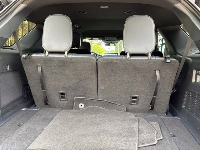 2025 Gray Metallic Ford Explorer ST-Line 4X4 SUV