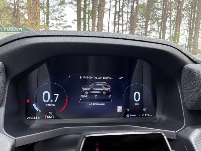 2025 Gray Metallic Ford Explorer ST-Line 4X4 SUV